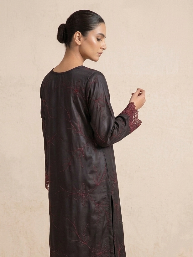 Royal Viscose Embroidered kurta